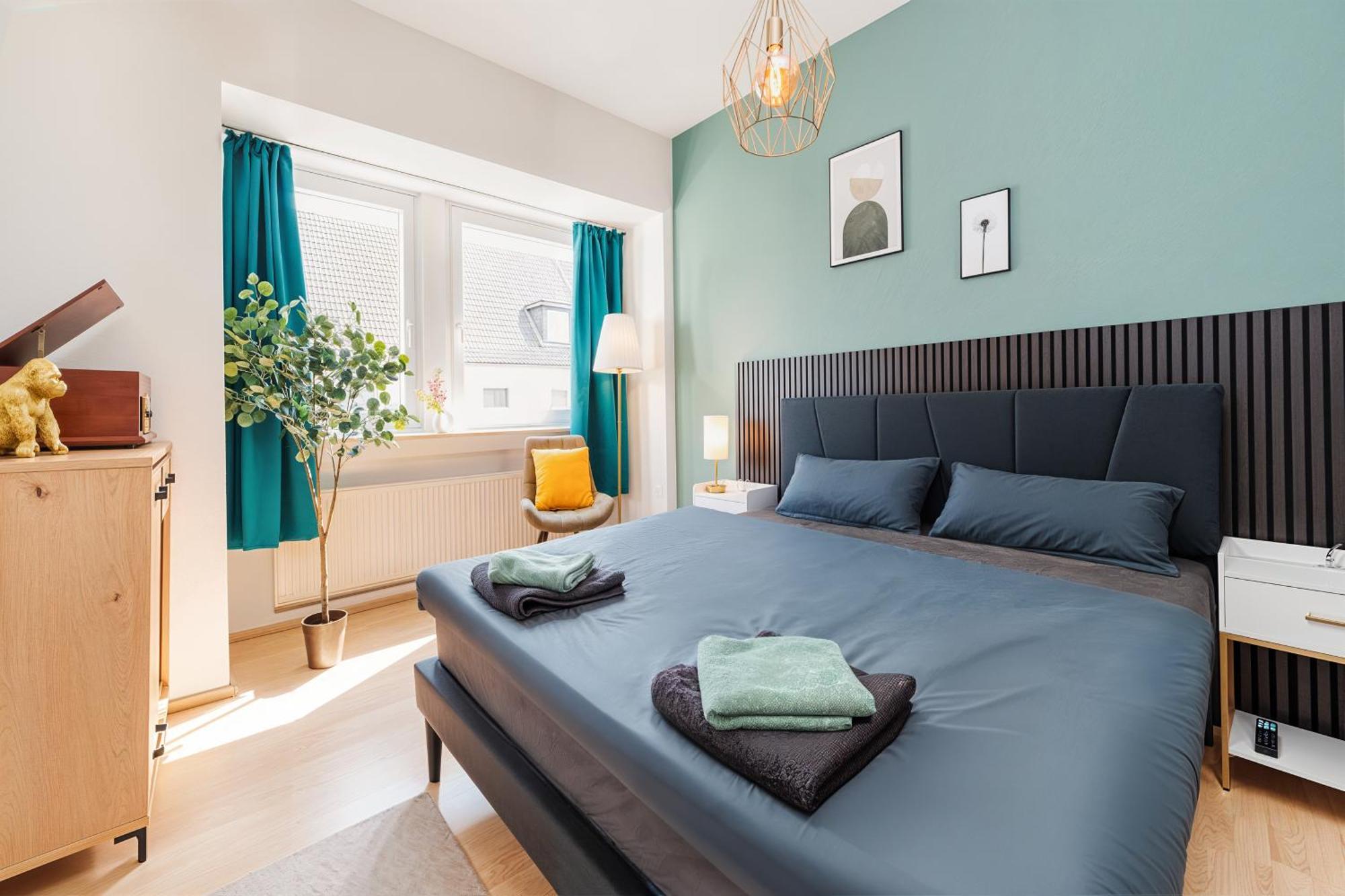 Smart Home - Essen - Perfect For 5 Guests! Central - Balcony - Netflix - Free Parking Zone ภายนอก รูปภาพ